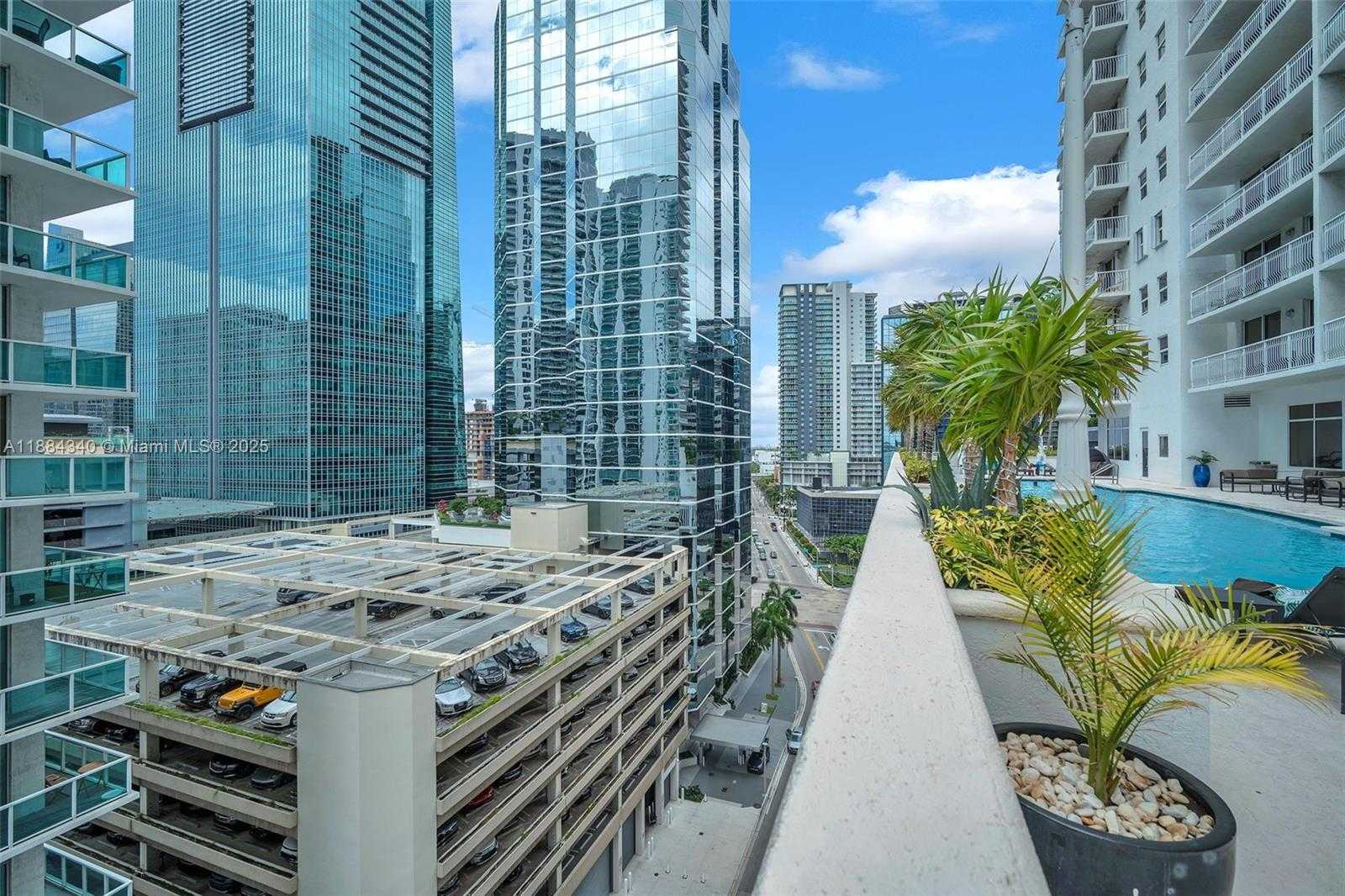 Small Image of 1200 BRICKELL BAY DR #3123, Miami Number 29