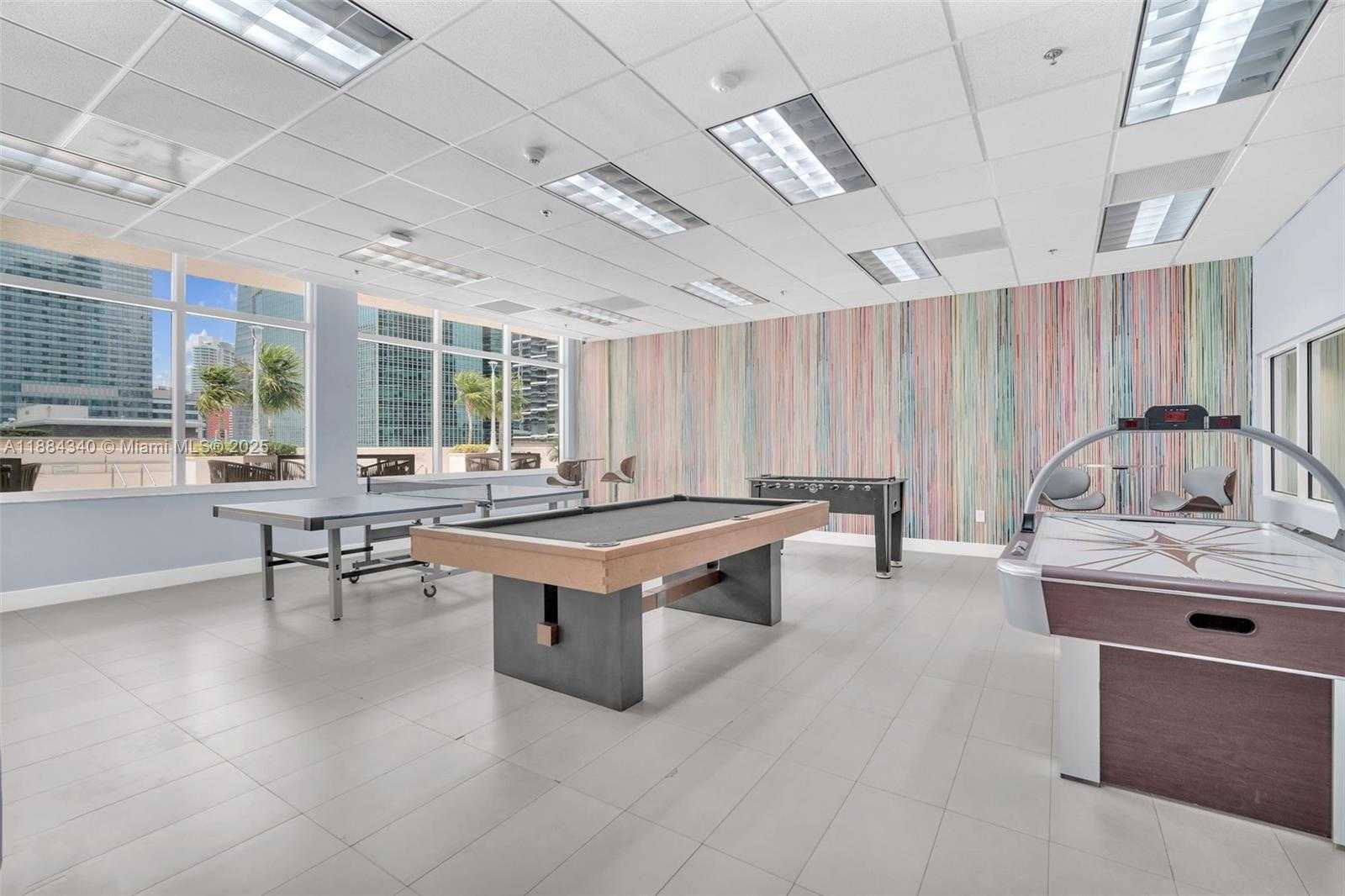 Small Image of 1200 BRICKELL BAY DR #3123, Miami Number 32