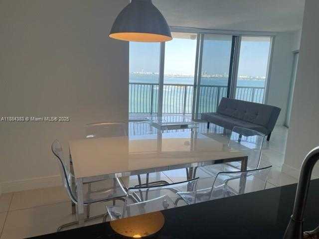 Small Image of 1750 NORTH BAYSHORE DR #2201, Miami Number 4