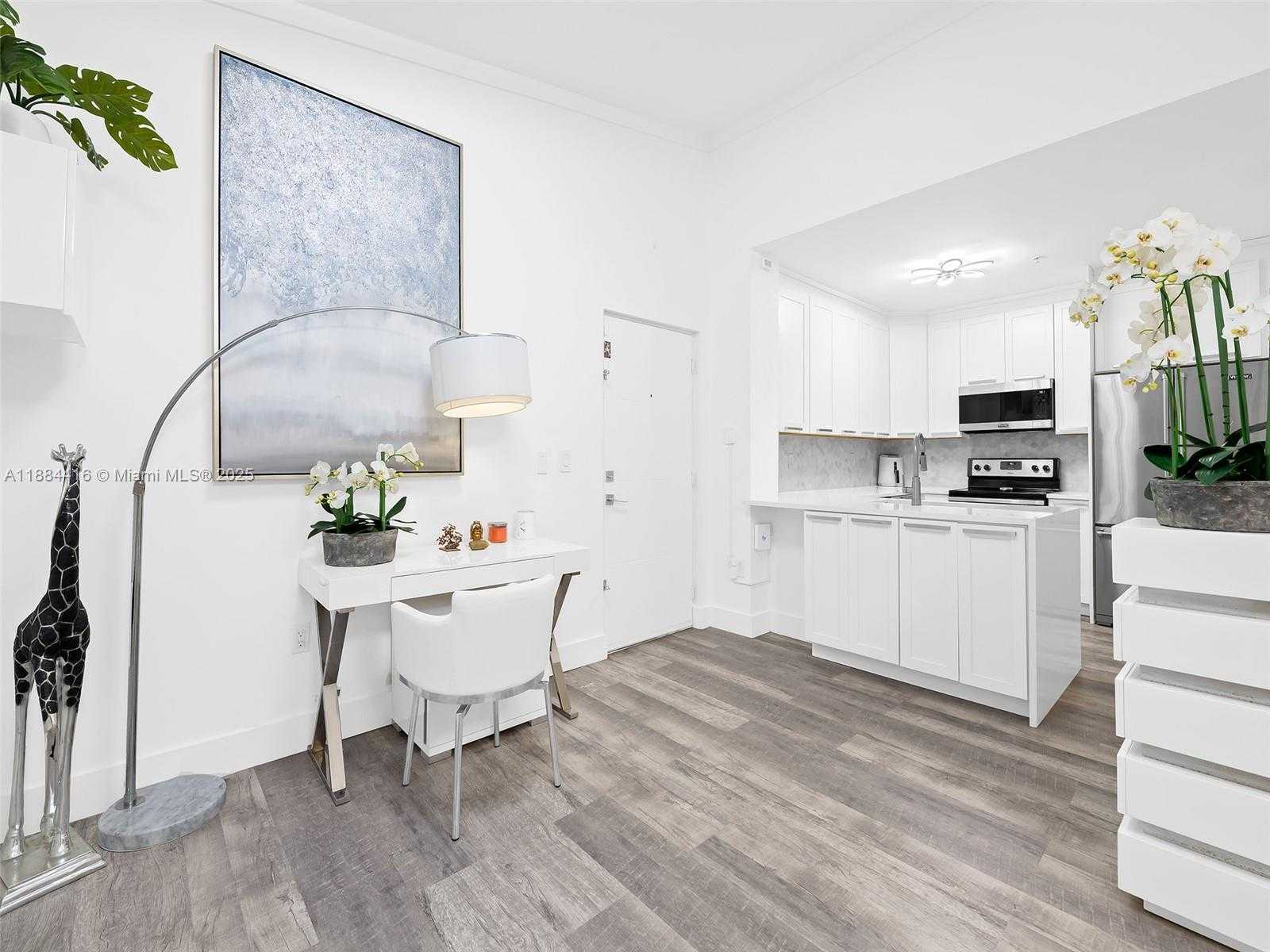 Small Image of 2360 EAST PRESERVE WAY #307, Miramar Number 4