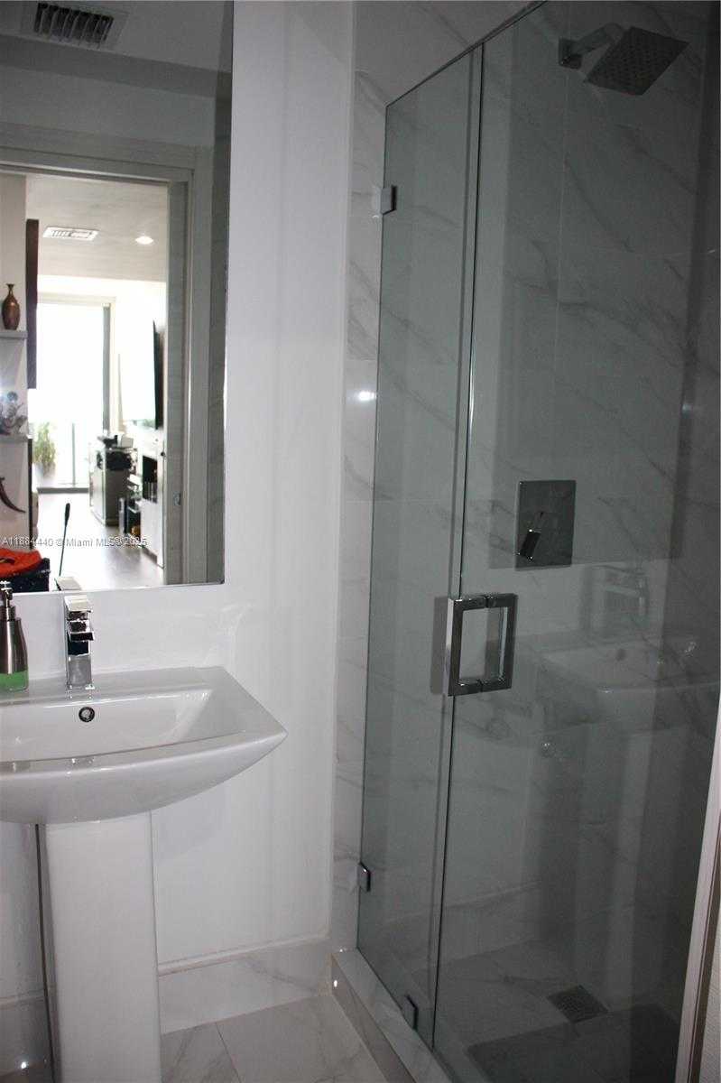 Small Image of 801 SOUTH MIAMI AVE #5508, Miami Number 20