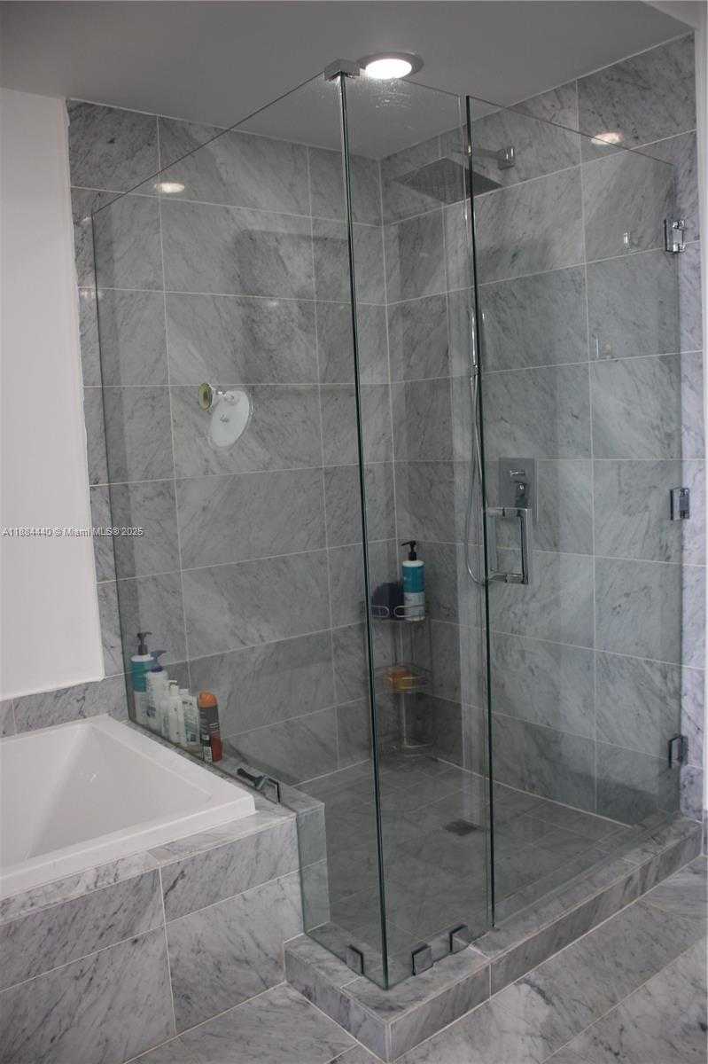 Small Image of 801 SOUTH MIAMI AVE #5508, Miami Number 24