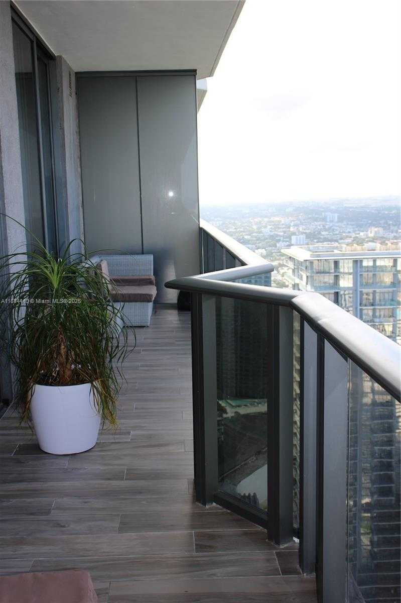 Small Image of 801 SOUTH MIAMI AVE #5508, Miami Number 5