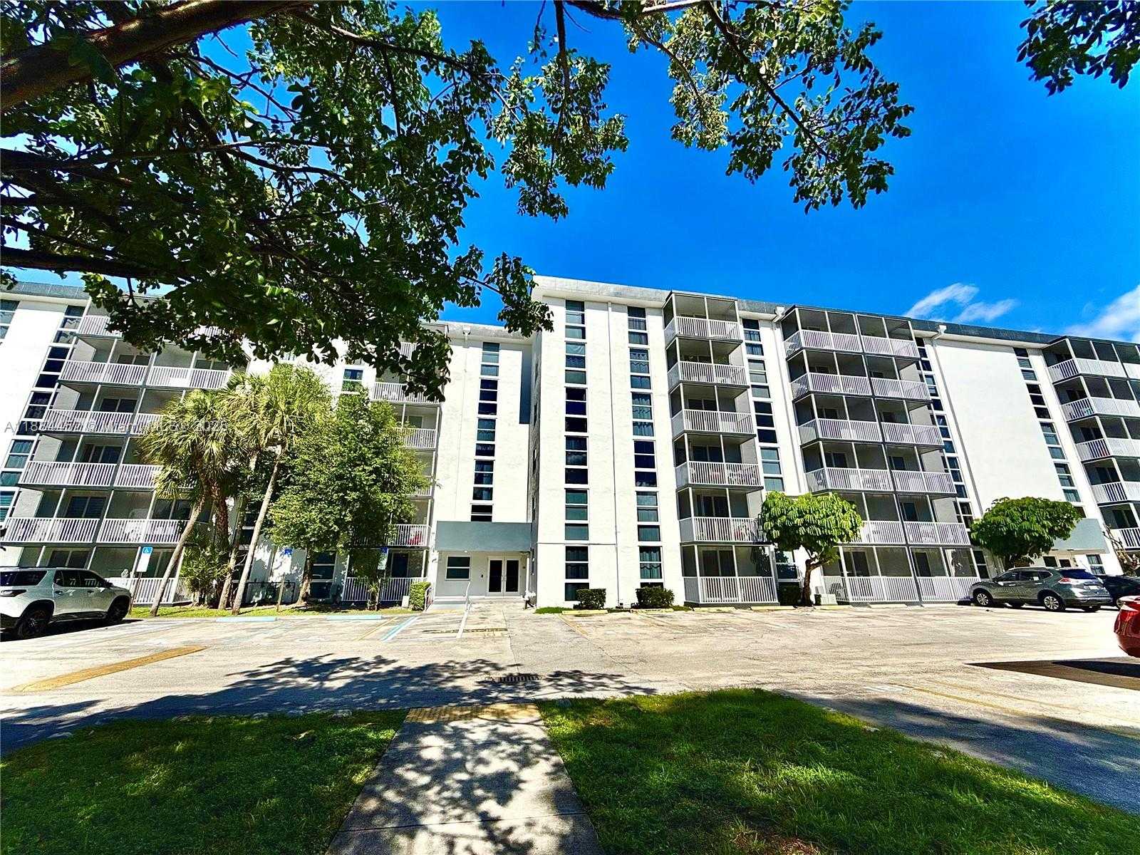 Small Image of 16851 NORTH EAST 23RD AVE #A107, North Miami Beach Number 29