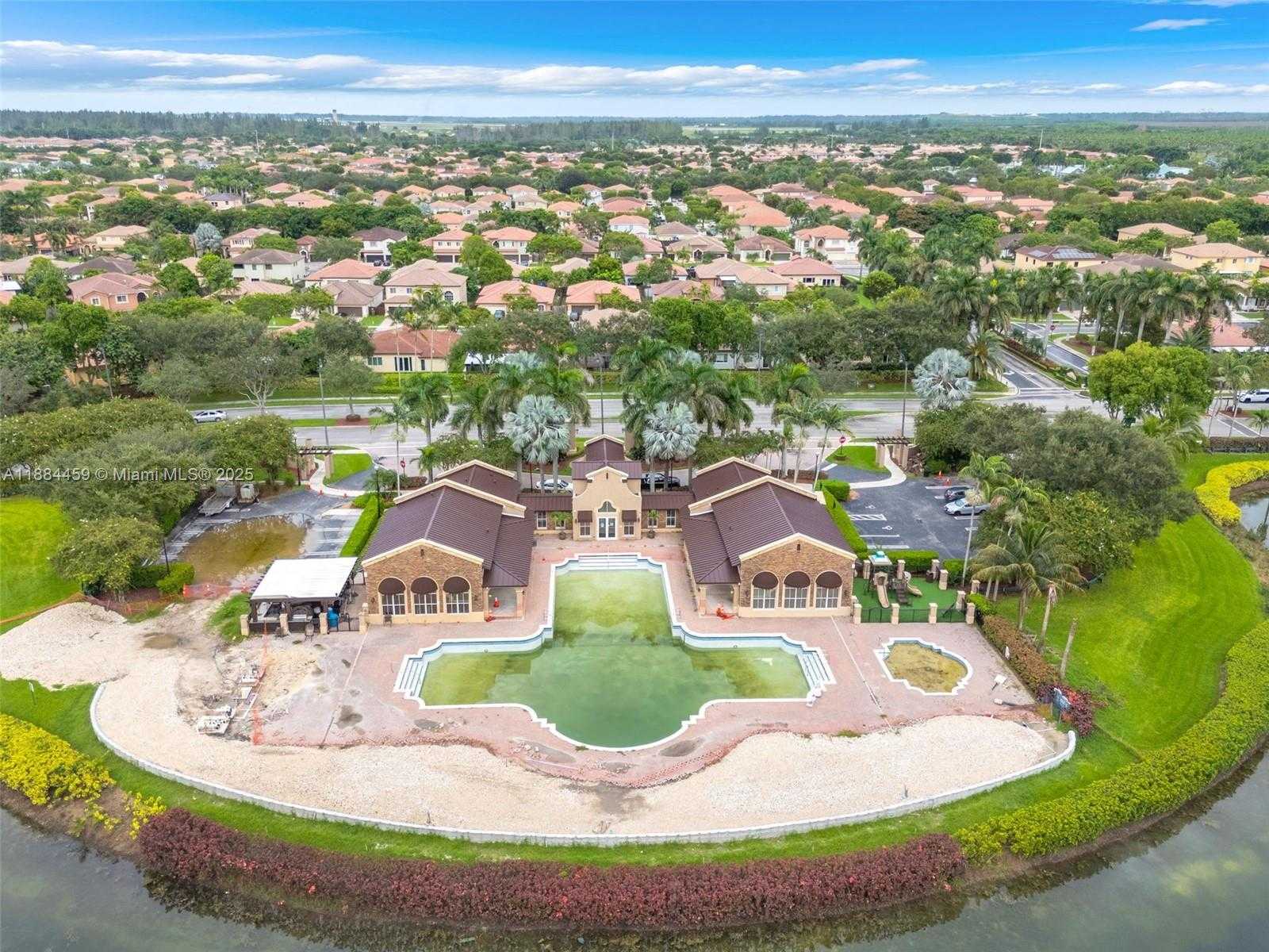 Small Image of 3327 NORTH EAST 11TH DR, Homestead Number 15