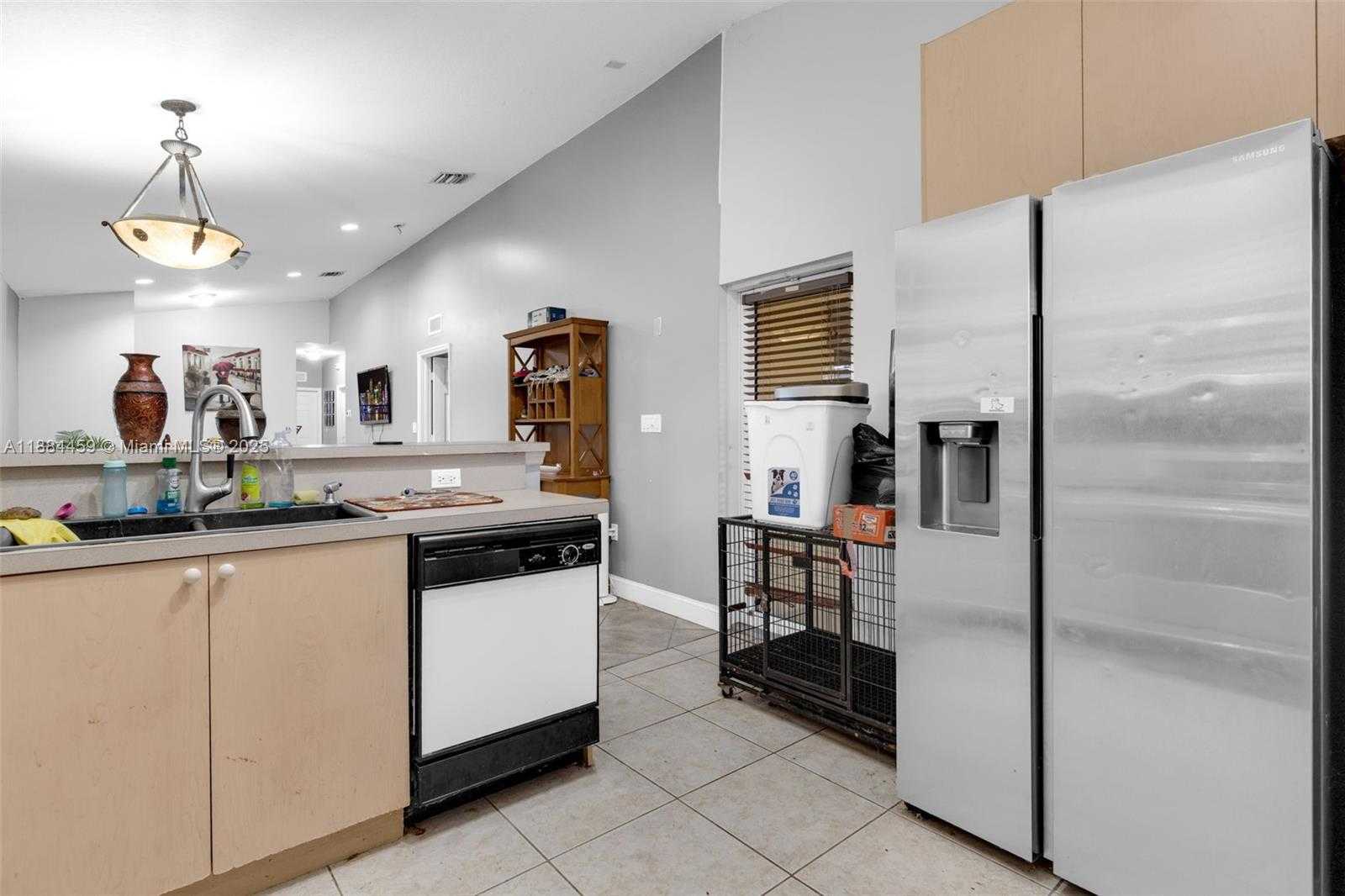 Small Image of 3327 NORTH EAST 11TH DR, Homestead Number 20