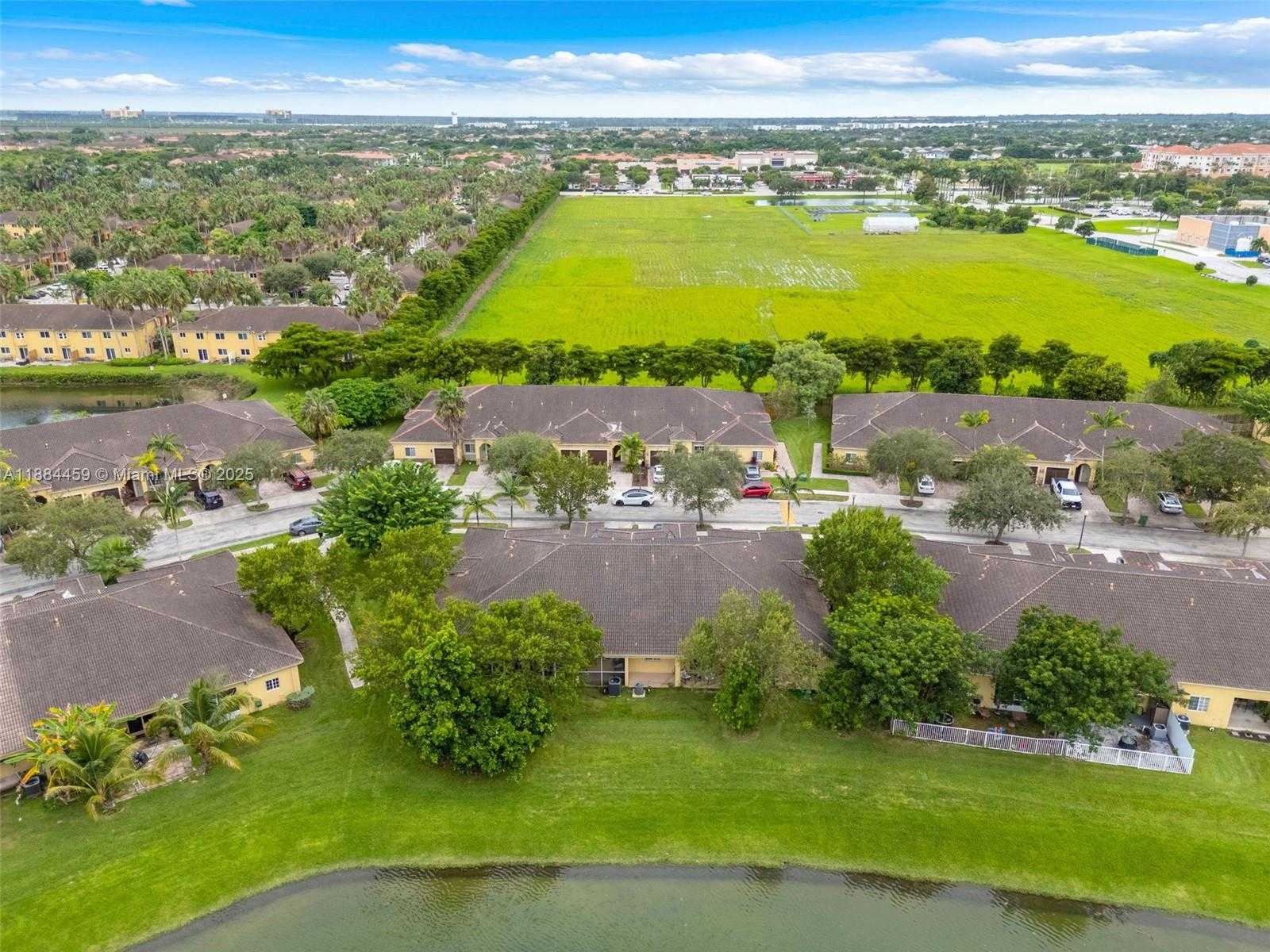 Small Image of 3327 NORTH EAST 11TH DR, Homestead Number 29