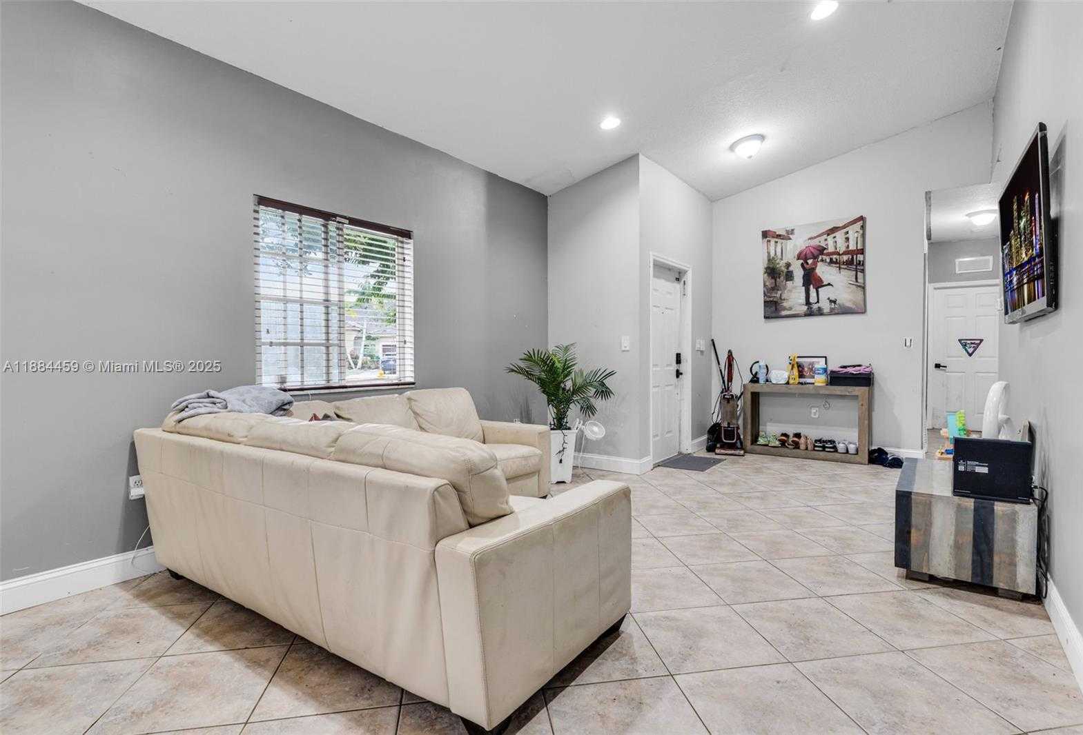 Small Image of 3327 NORTH EAST 11TH DR, Homestead Number 6