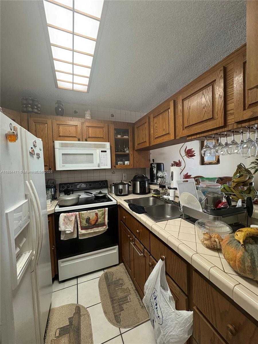 Small Image of 1800 NORTH WEST 24TH AVE #208, Miami Number 11