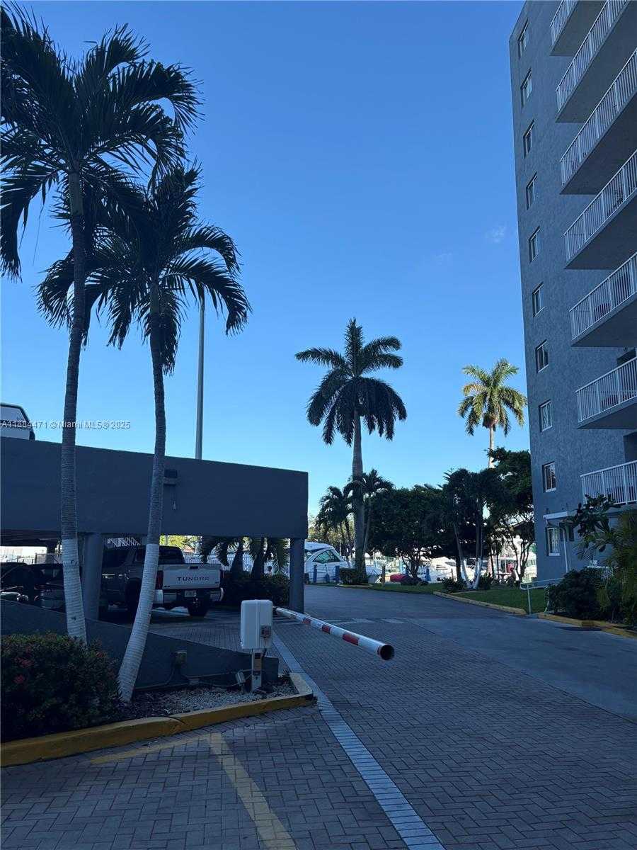 Small Image of 1800 NORTH WEST 24TH AVE #208, Miami Number 2
