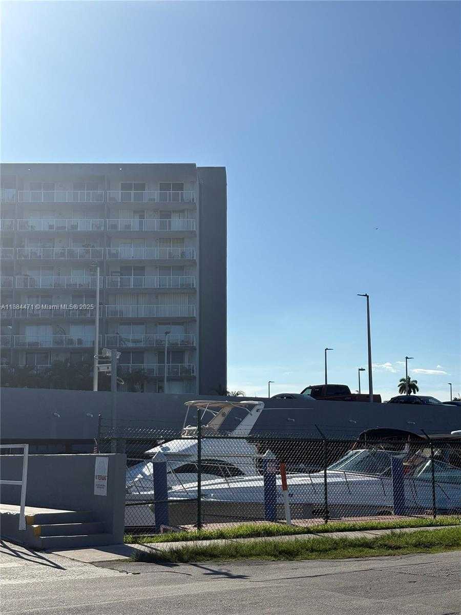 Small Image of 1800 NORTH WEST 24TH AVE #208, Miami Number 21