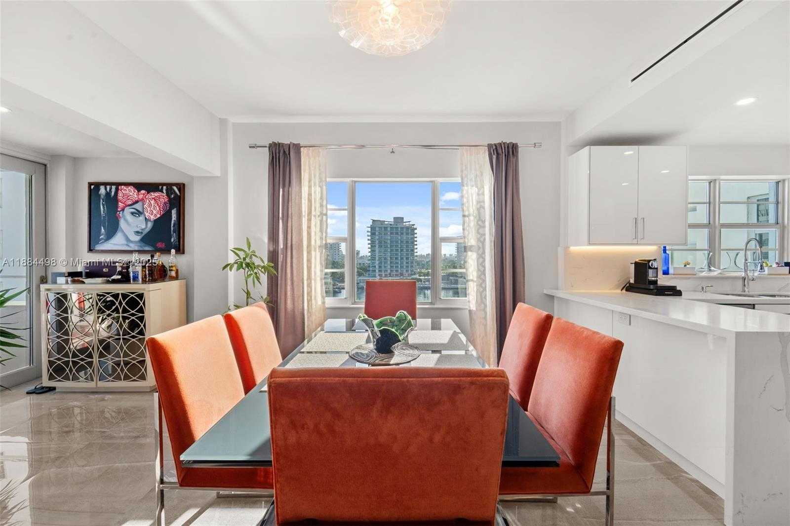 Small Image of 16 ISLAND AVE #7C, Miami Beach Number 12