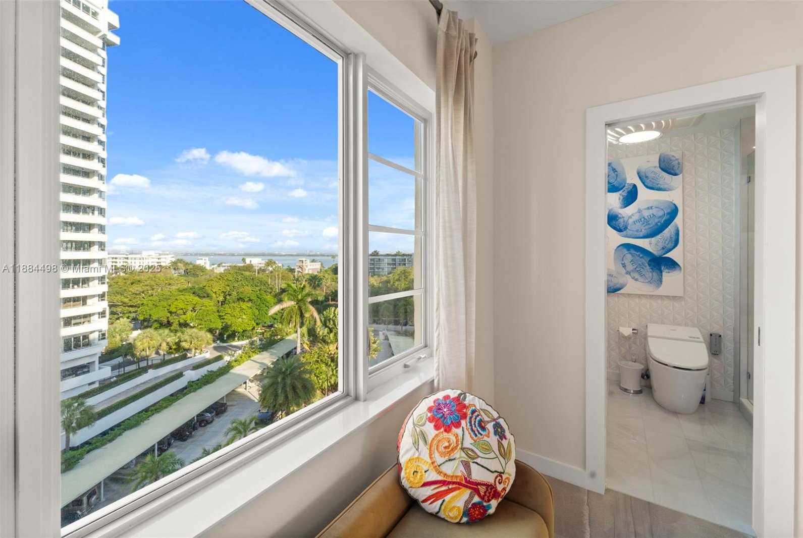 Small Image of 16 ISLAND AVE #7C, Miami Beach Number 24