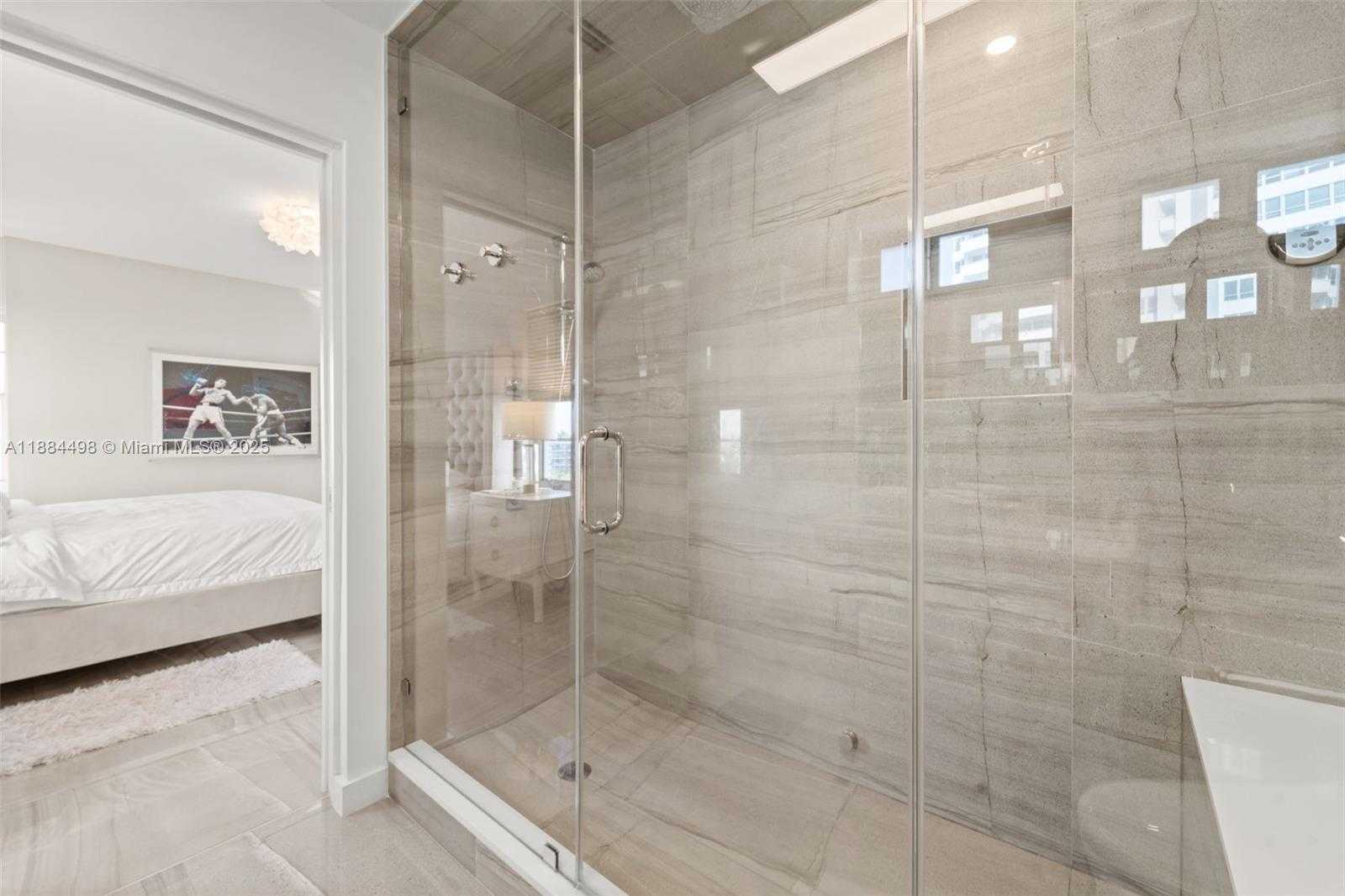 Small Image of 16 ISLAND AVE #7C, Miami Beach Number 27
