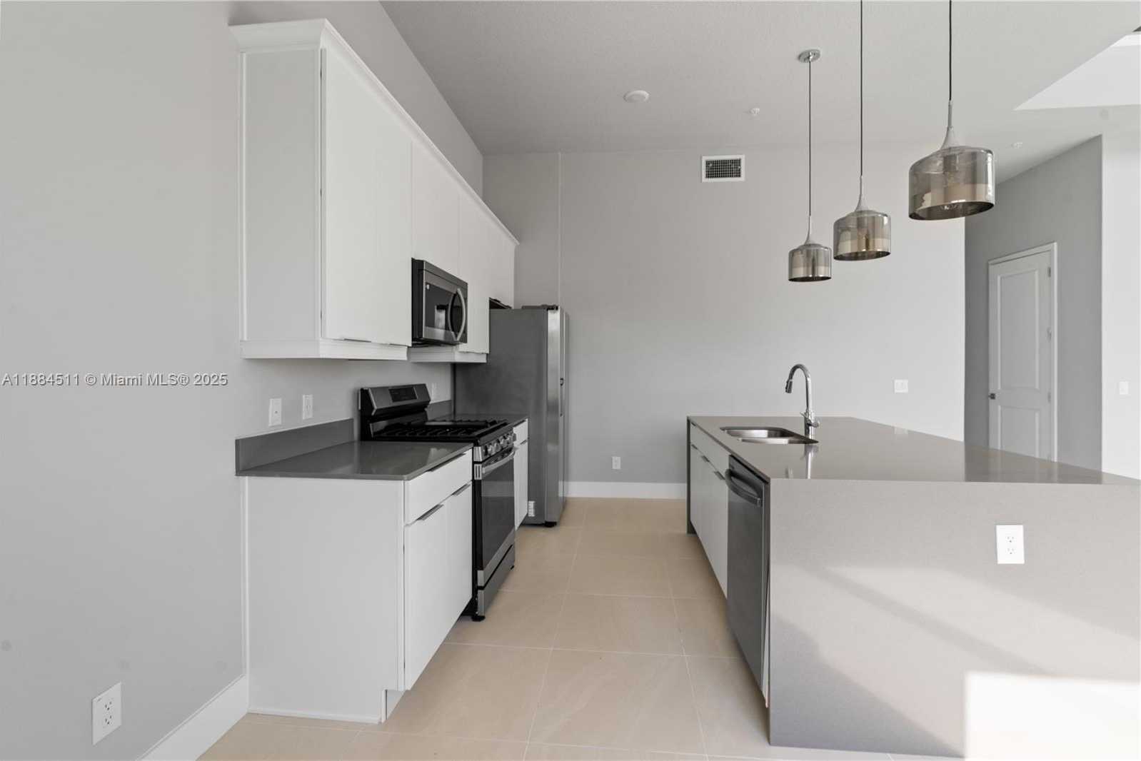 Small Image of 7770 SANDY RIDGE DR #239, Kissimmee Number 5