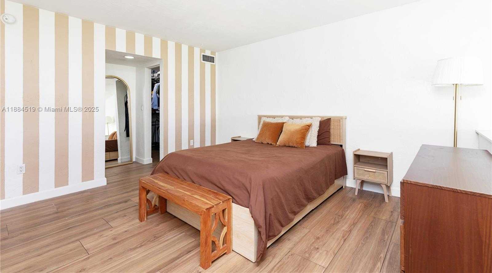 Small Image of 6884 NORTH KENDALL DR #C401, Pinecrest Number 2