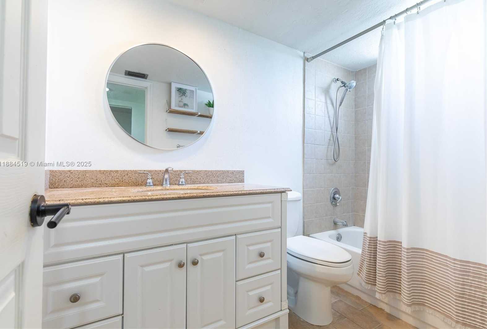 Small Image of 6884 NORTH KENDALL DR #C401, Pinecrest Number 4