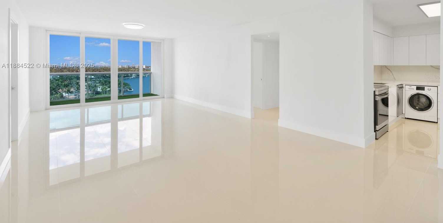 Small Image of 6770 INDIAN CREEK DR #10E, Miami Beach Number 8