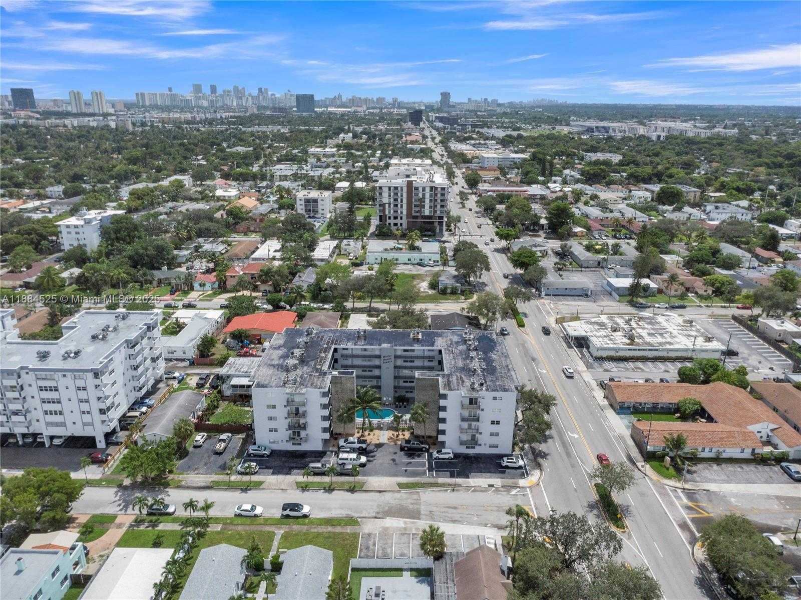 Small Image of 1750 JEFFERSON ST #502, Hollywood Number 38