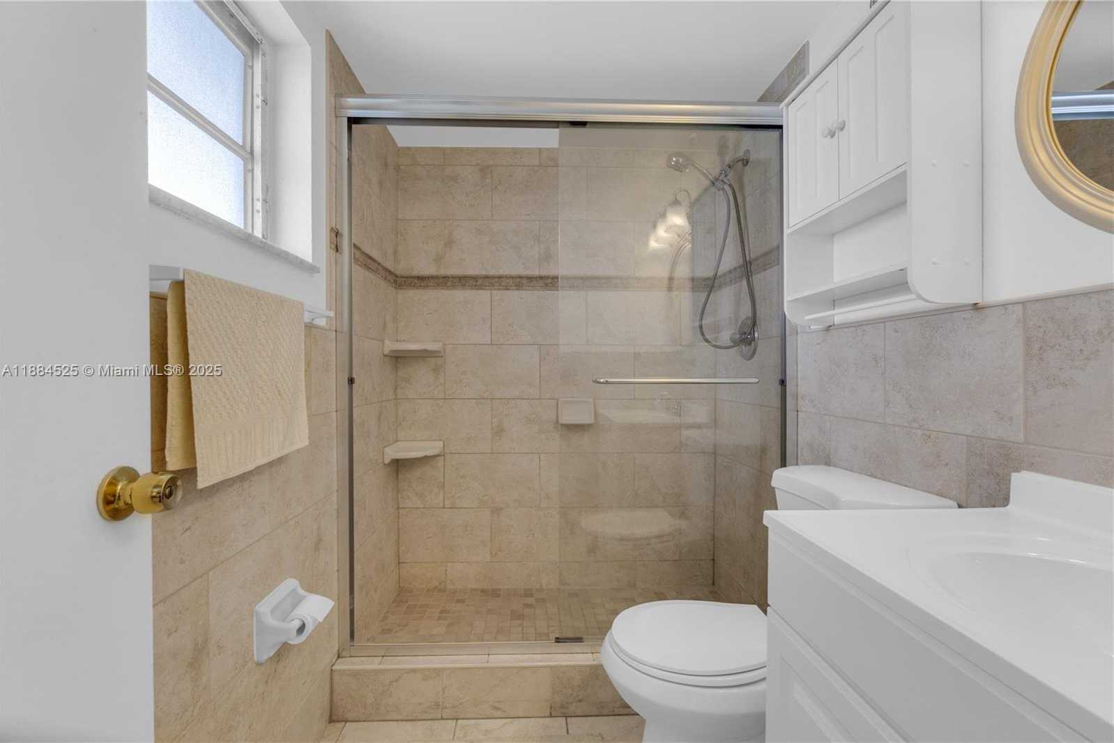 Small Image of 1750 JEFFERSON ST #502, Hollywood Number 8