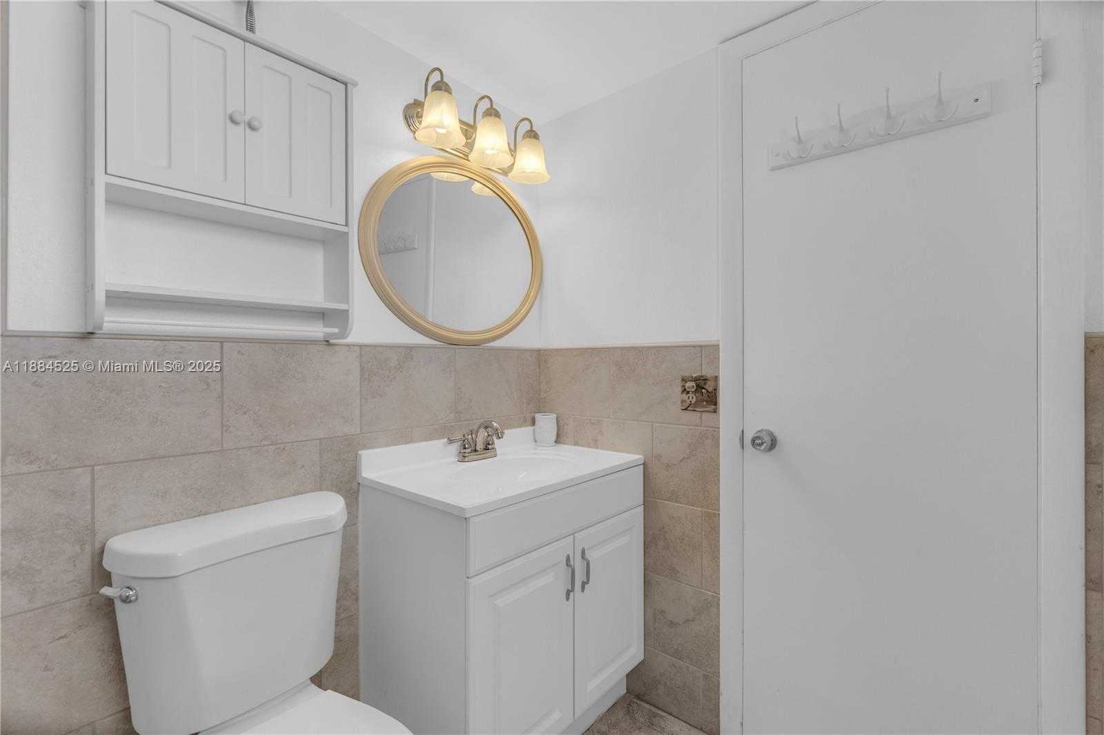 Small Image of 1750 JEFFERSON ST #502, Hollywood Number 9