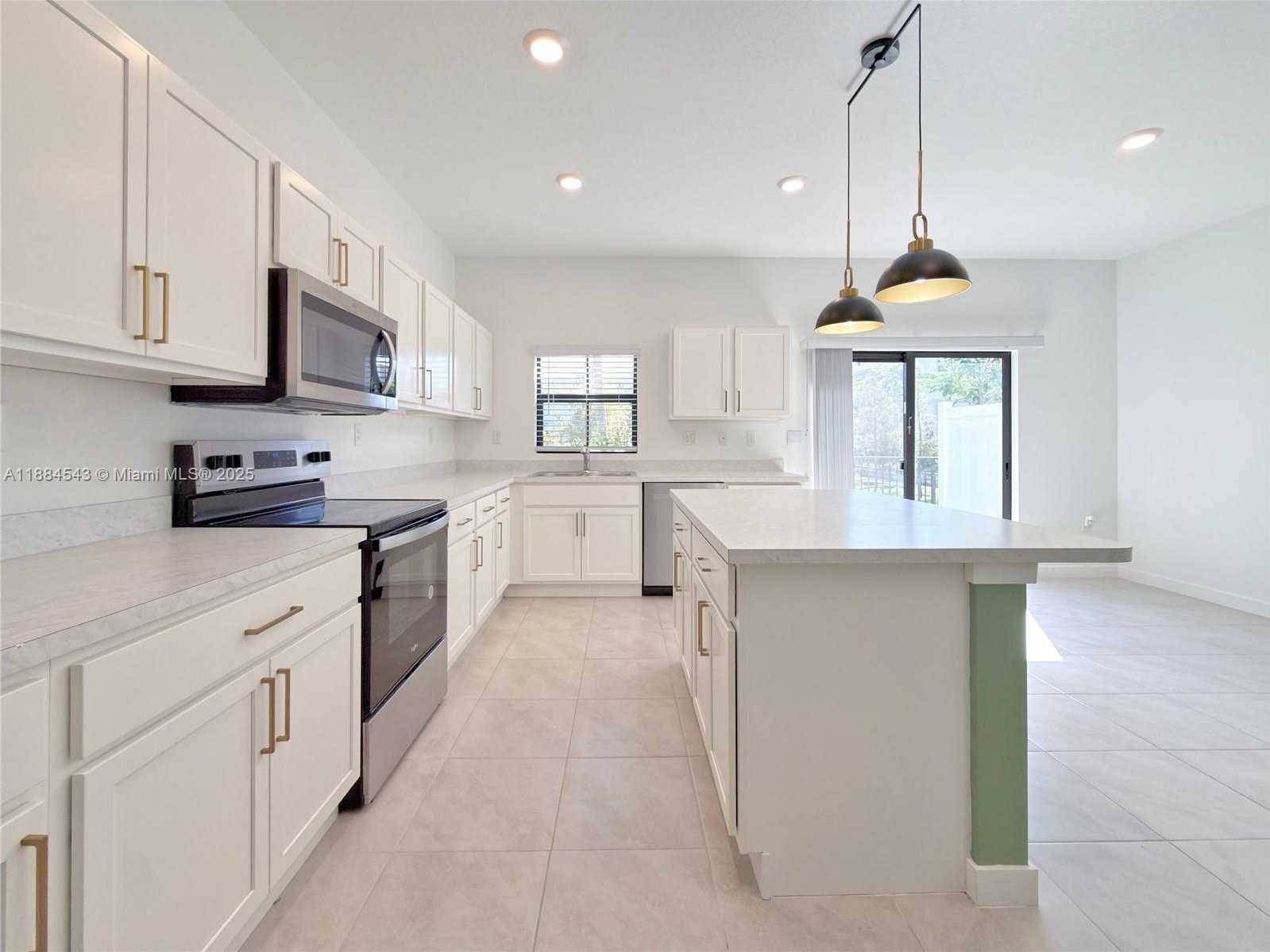 Small Image of 848 NORTH WEST 3RD WAY, Pompano Beach Number 7