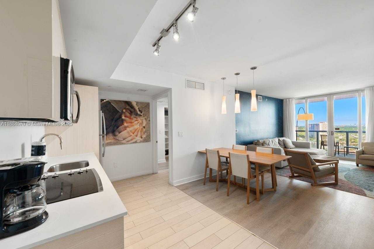 Small Image of 2602 EAST HALLANDALE BEACH BLVD #R2306, Hallandale Beach Number 16