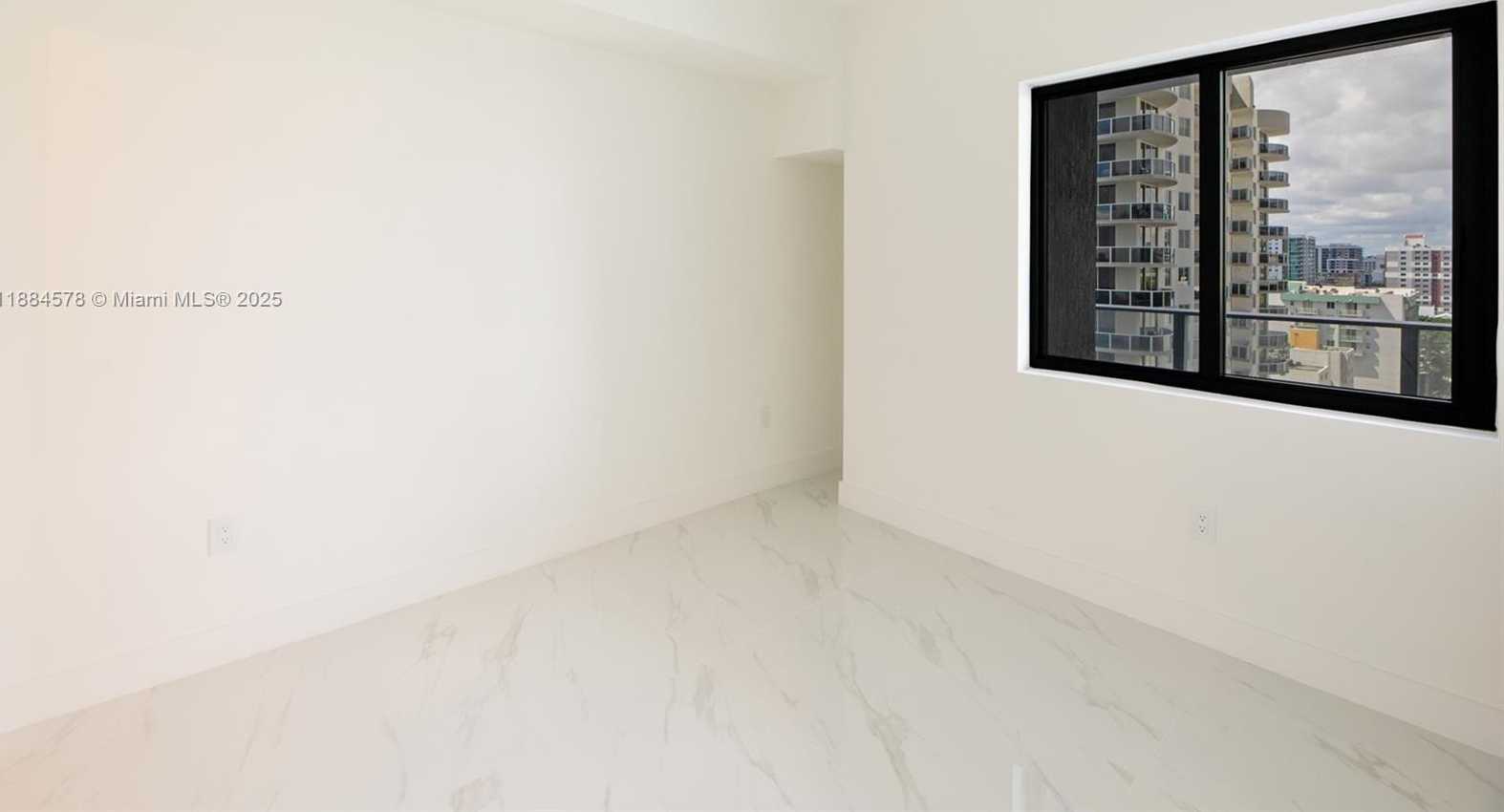 Small Image of 700 NE 24TH ST #903, Miami Number 16