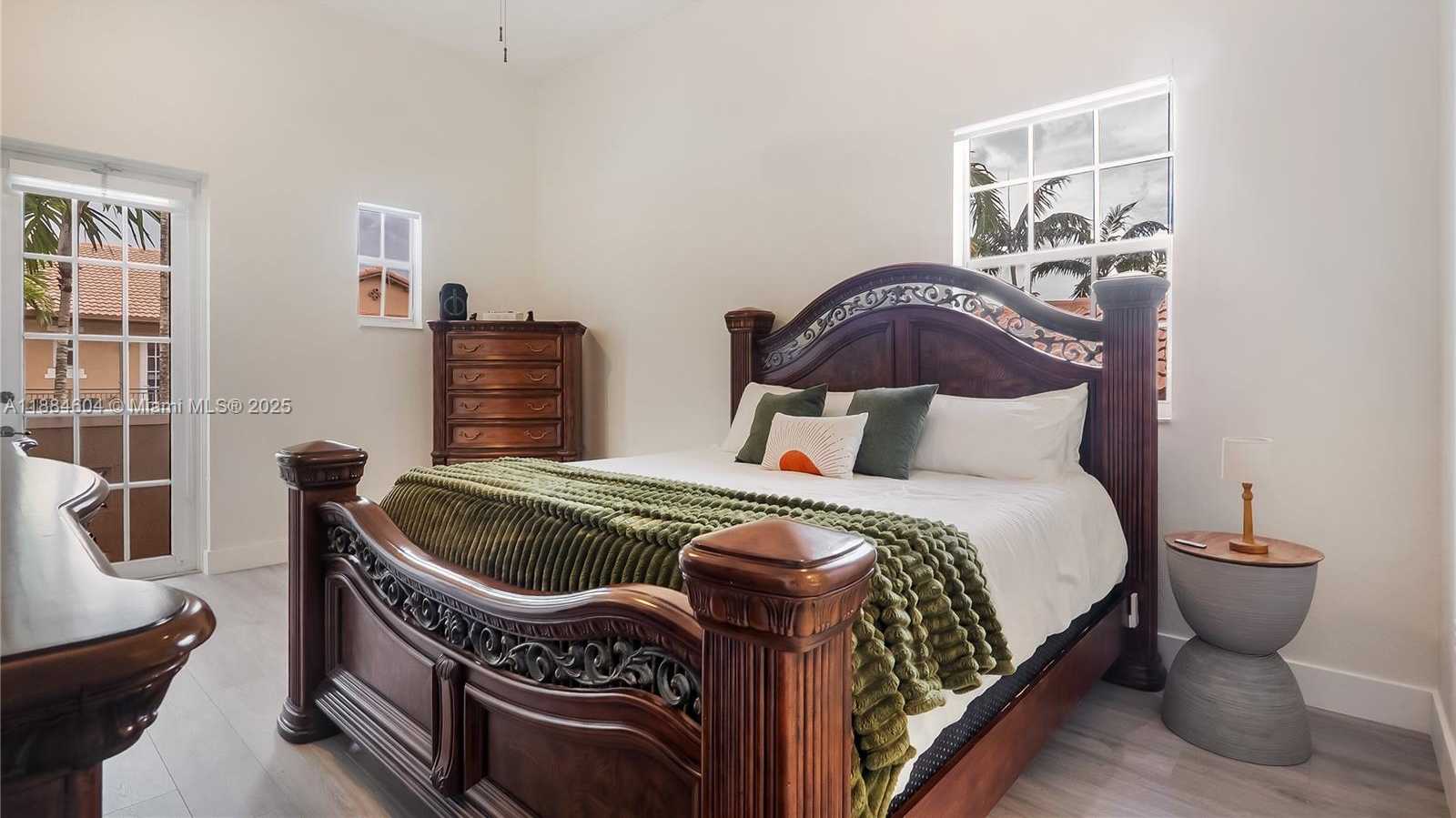 Small Image of 14709 SOUTH WEST 6TH ST, Pembroke Pines Number 27