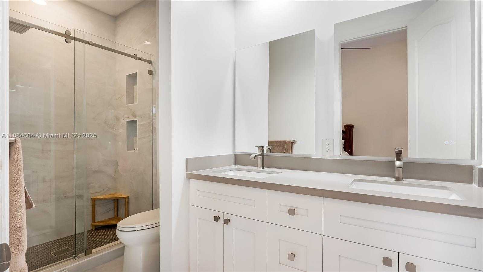 Small Image of 14709 SOUTH WEST 6TH ST, Pembroke Pines Number 31