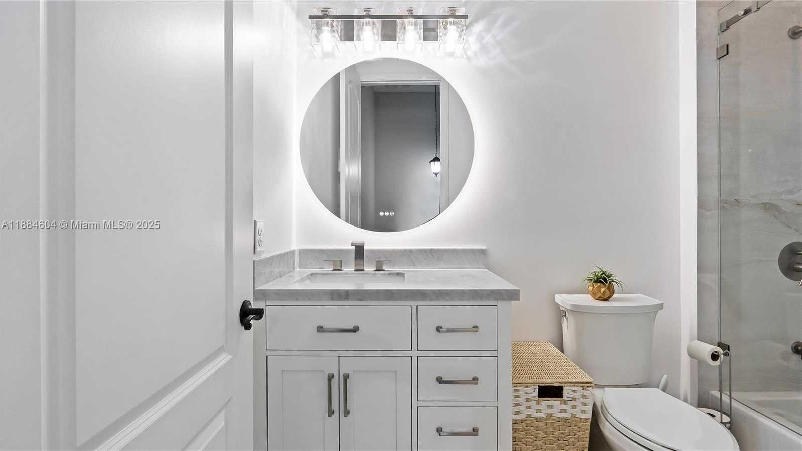 Small Image of 14709 SOUTH WEST 6TH ST, Pembroke Pines Number 36