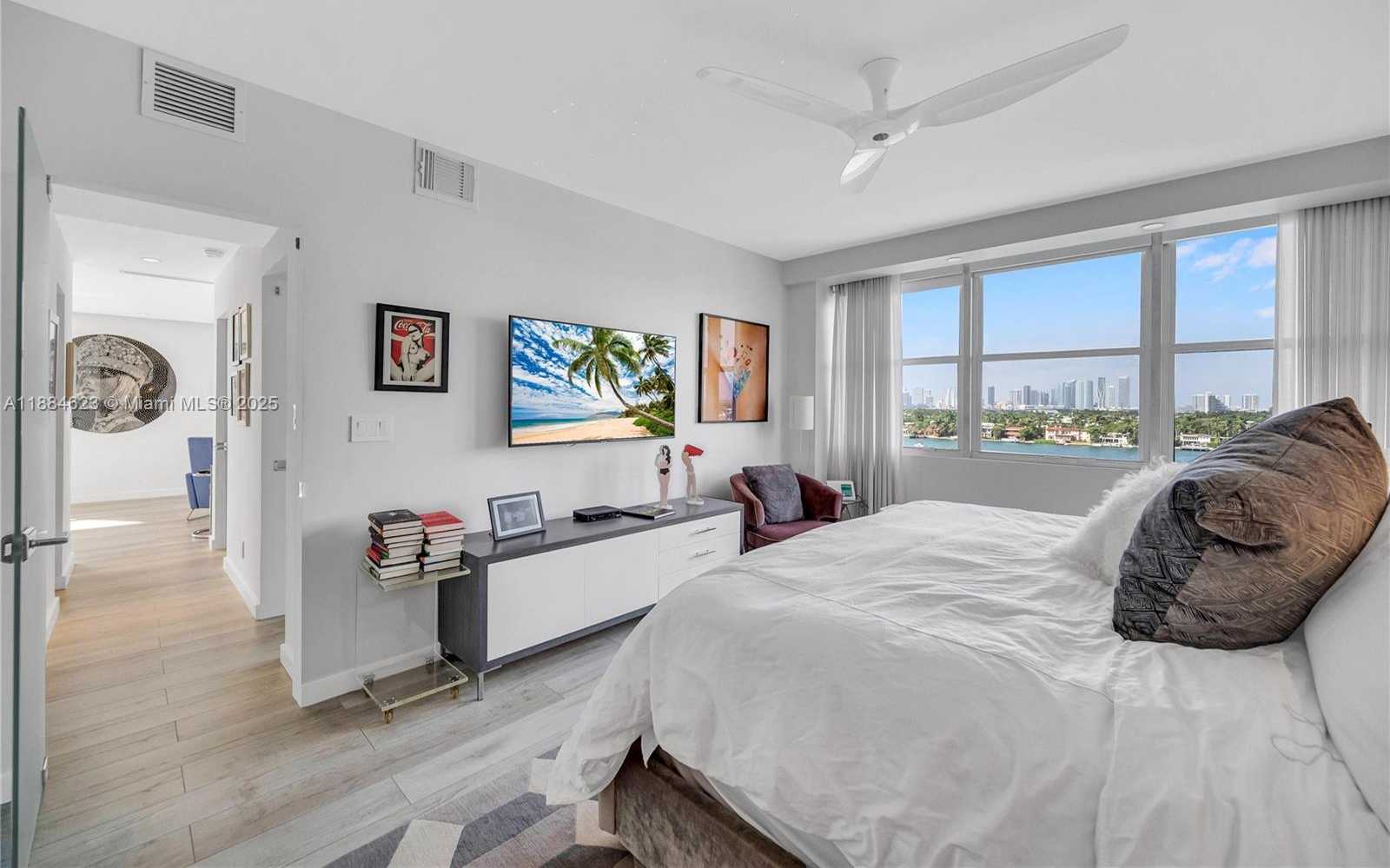 Small Image of 3 ISLAND AVE #08I, Miami Beach Number 23