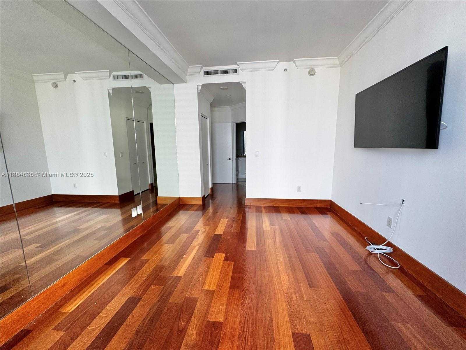 Small Image of 901 BRICKELL KEY BLVD #3605, Miami Number 12