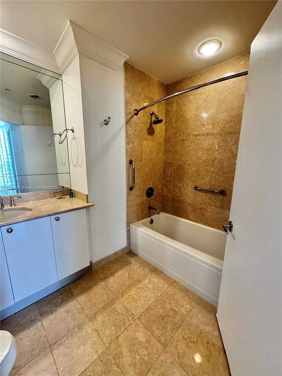 Small Image of 901 BRICKELL KEY BLVD #3605, Miami Number 14