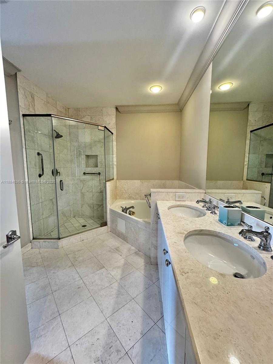 Small Image of 901 BRICKELL KEY BLVD #3605, Miami Number 9