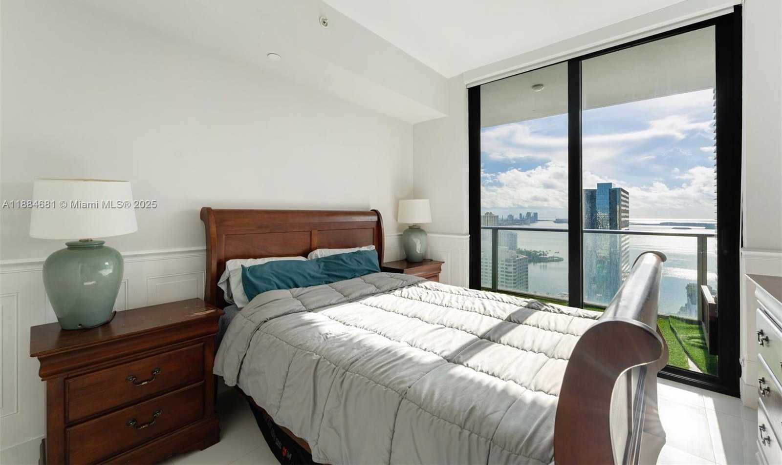 Small Image of 1010 BRICKELL AVE #3004, Miami Number 13