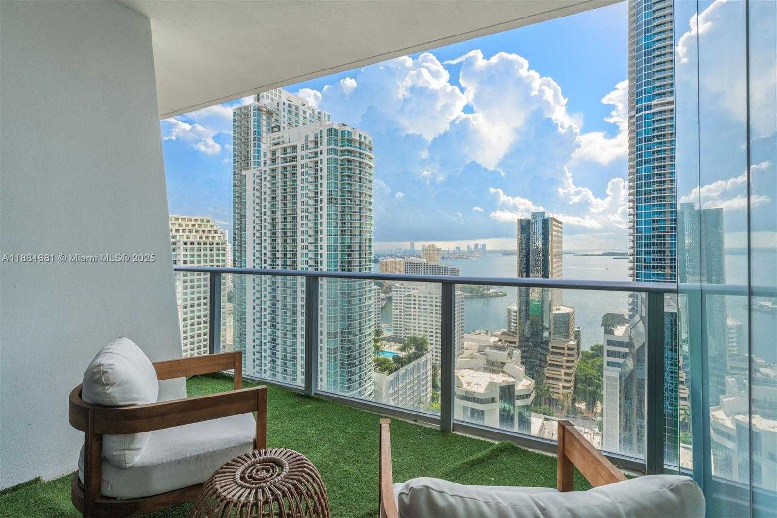 Small Image of 1010 BRICKELL AVE #3004, Miami Number 3