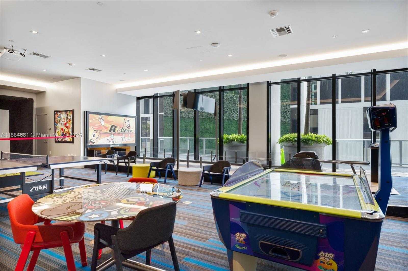 Small Image of 1010 BRICKELL AVE #3004, Miami Number 31