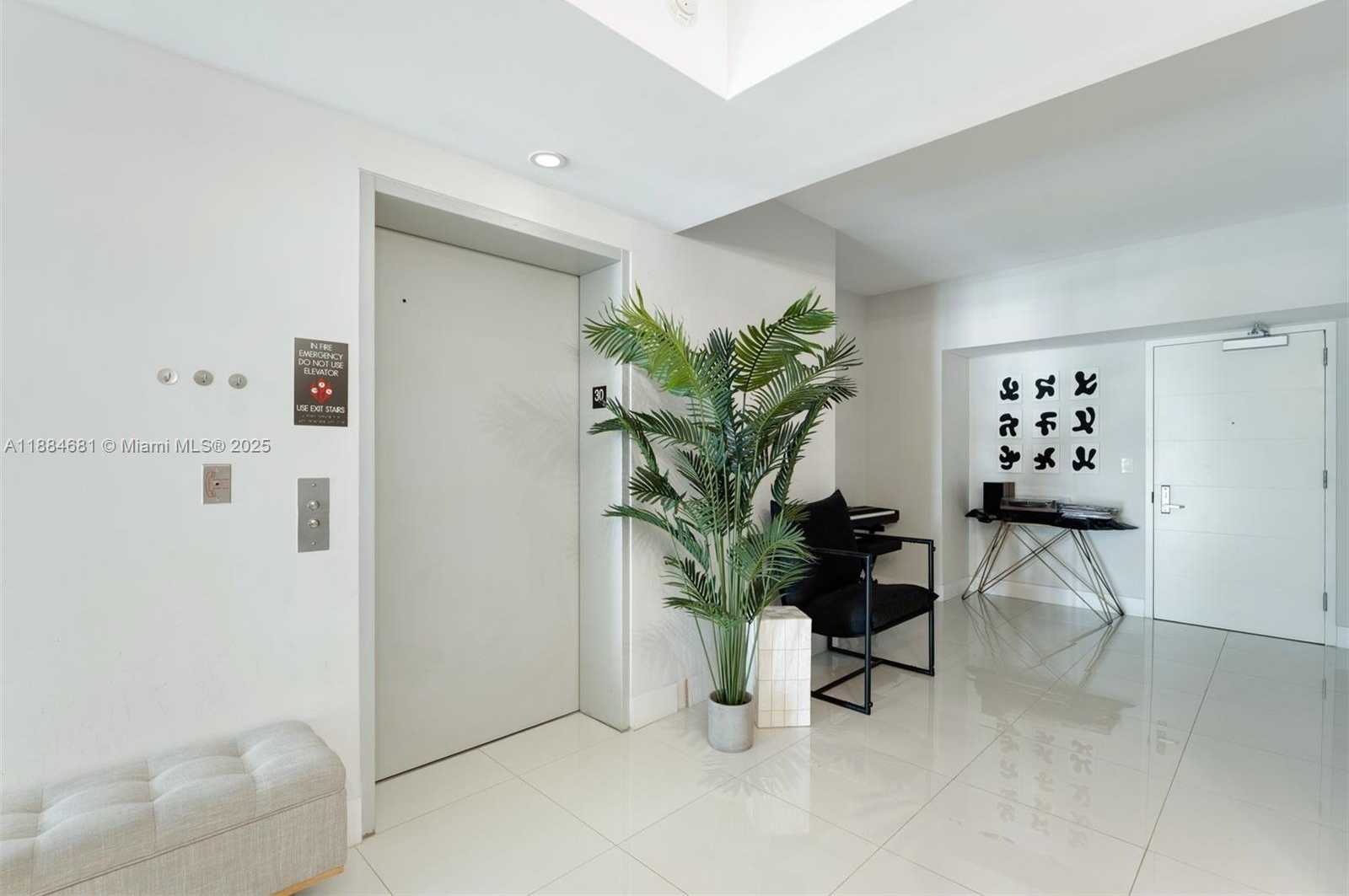 Small Image of 1010 BRICKELL AVE #3004, Miami Number 8
