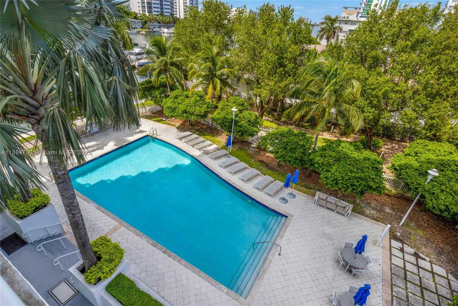 Small Image of 7910 HARBOR ISLAND DR #406, North Bay Village Number 31
