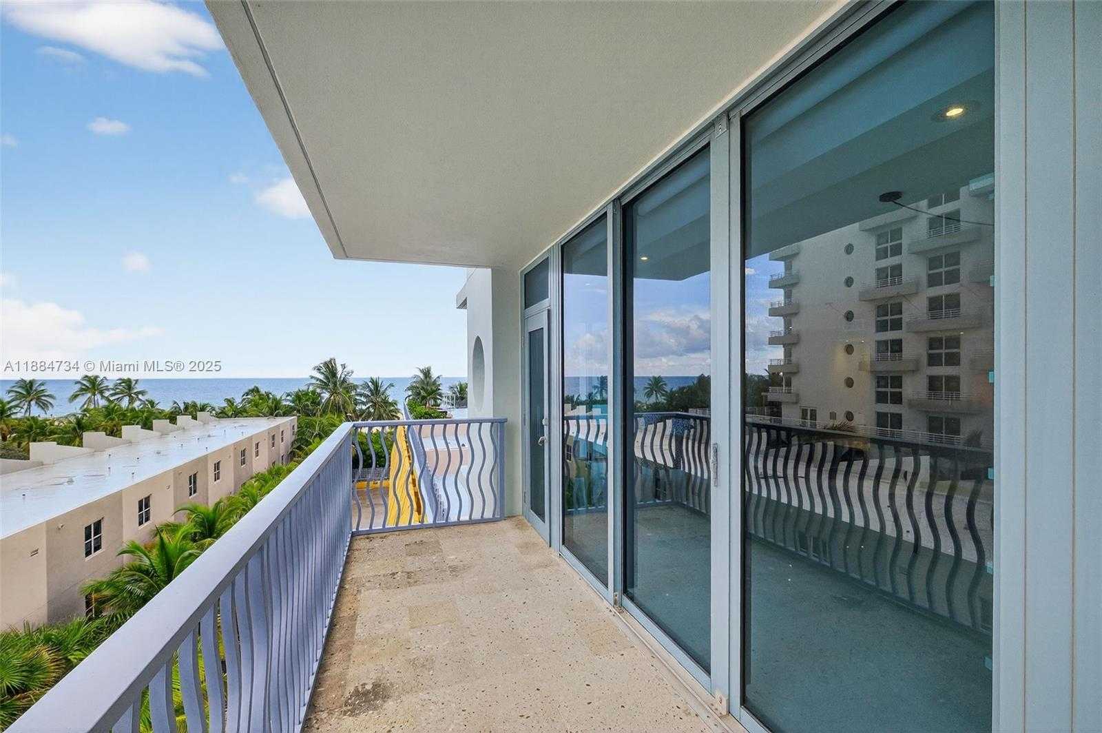 Small Image of 1500 OCEAN DR #507, Miami Beach Number 24