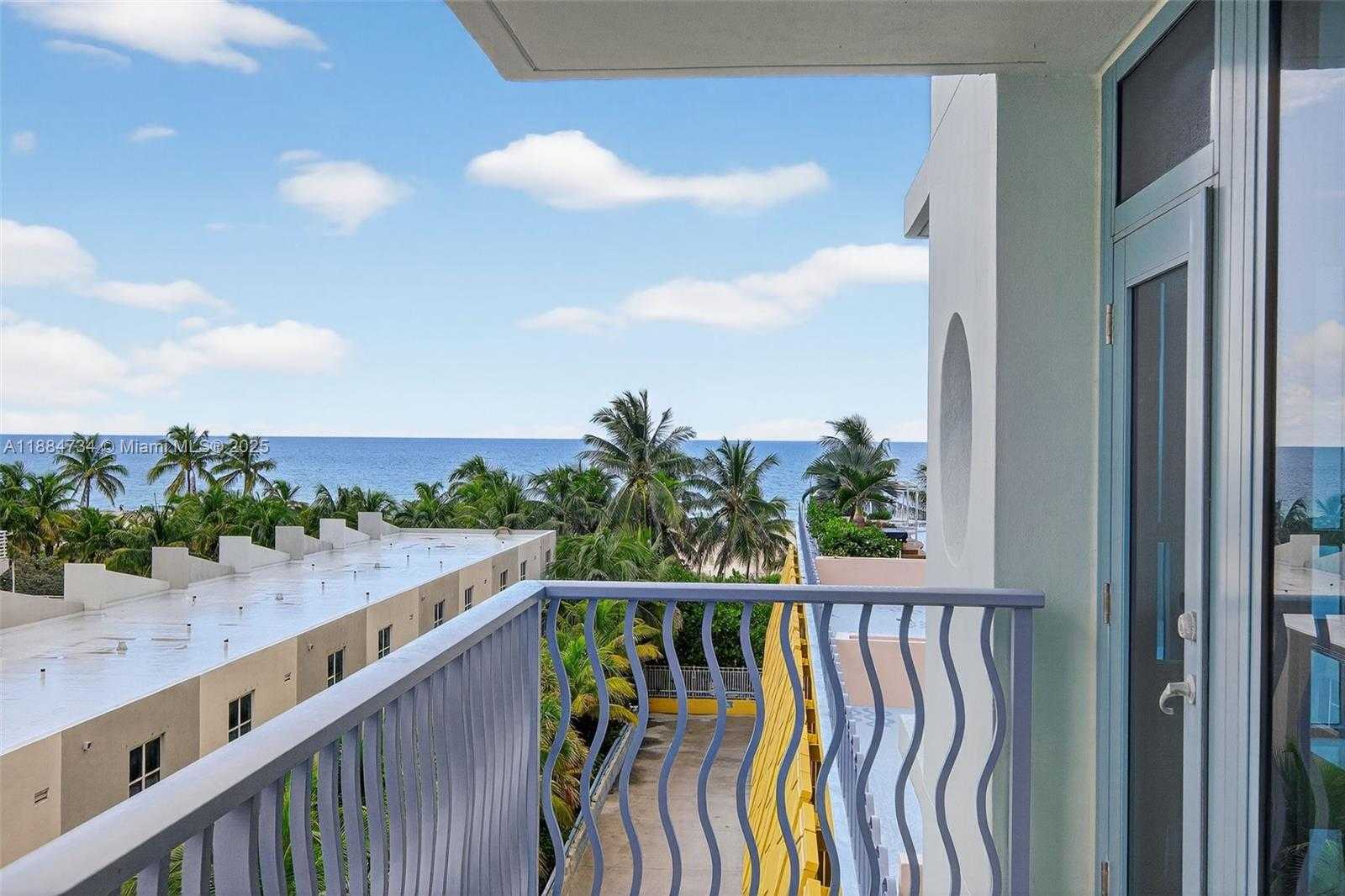 Small Image of 1500 OCEAN DR #507, Miami Beach Number 25