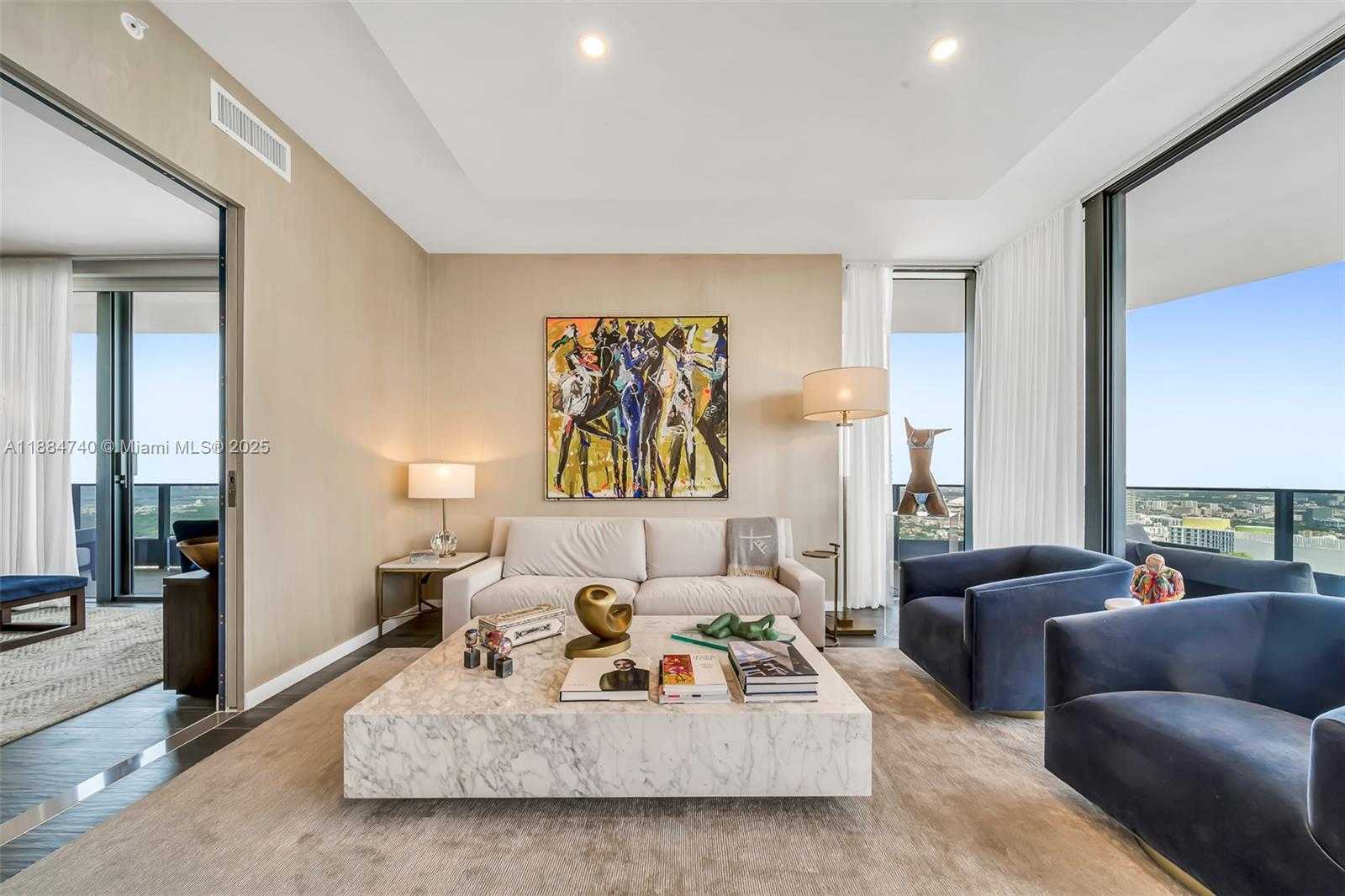 Small Image of 1000 BRICKELL PLZ #PH5807, Miami Number 12