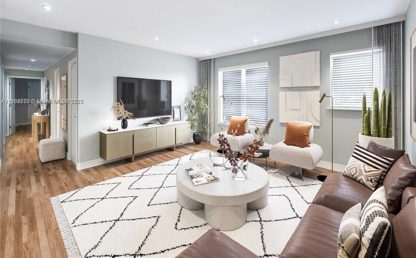 Small Image of 1018 MERIDIAN AVE #4, Miami Beach Number 1