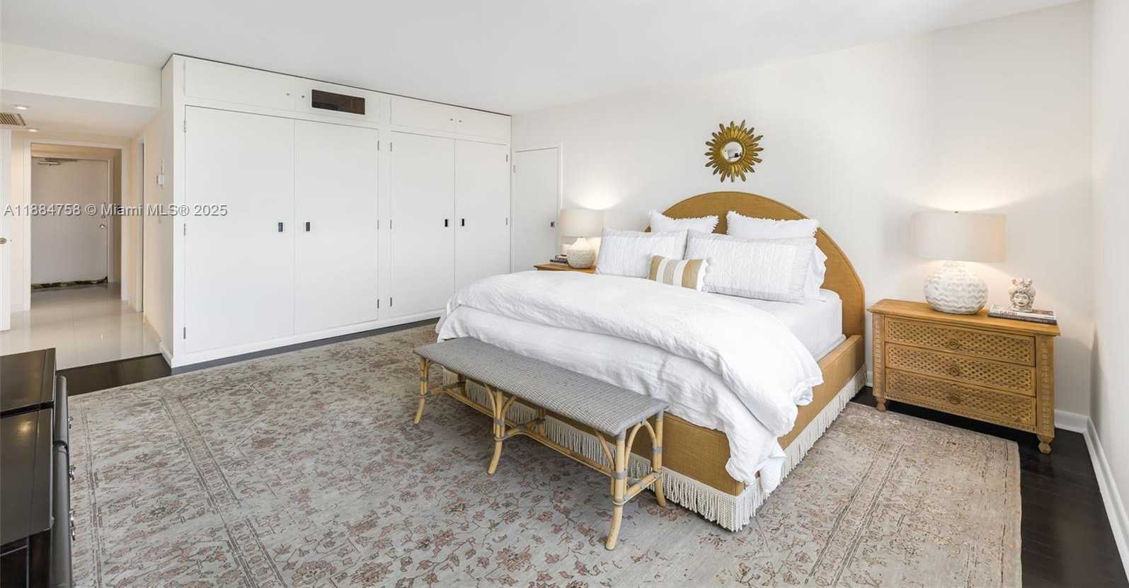 Small Image of 5660 COLLINS AVE #8D, Miami Beach Number 20