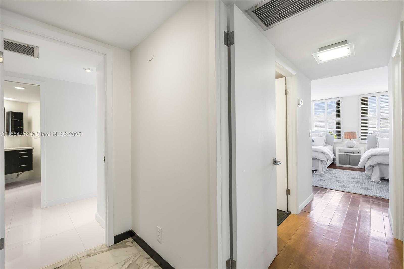 Small Image of 5660 COLLINS AVE #8D, Miami Beach Number 25