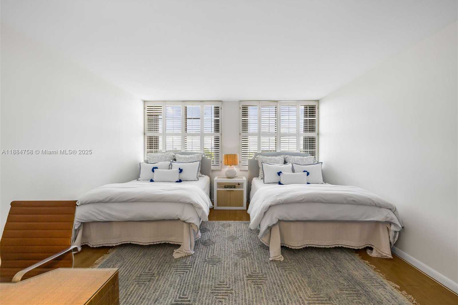 Small Image of 5660 COLLINS AVE #8D, Miami Beach Number 26