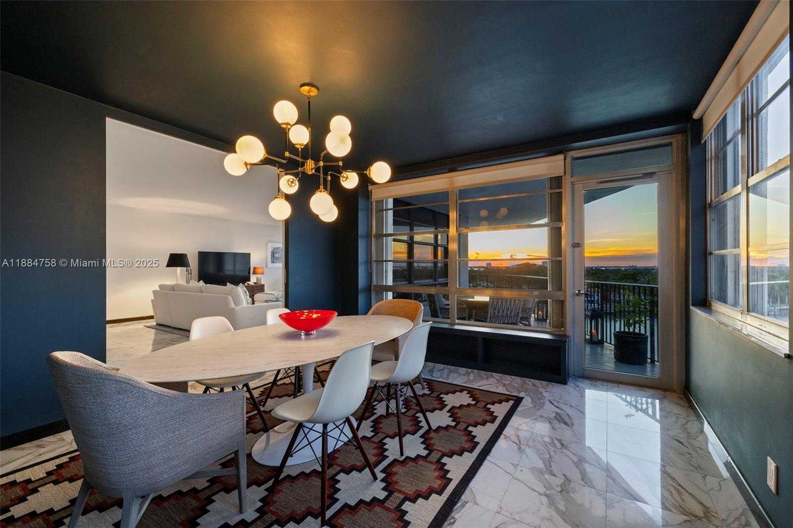 Small Image of 5660 COLLINS AVE #8D, Miami Beach Number 31