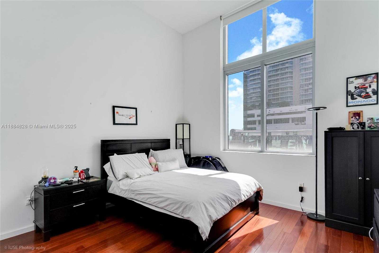 Small Image of 1060 BRICKELL AVE #1203, Miami Number 11