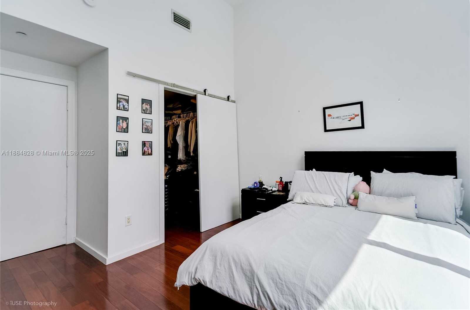 Small Image of 1060 BRICKELL AVE #1203, Miami Number 13